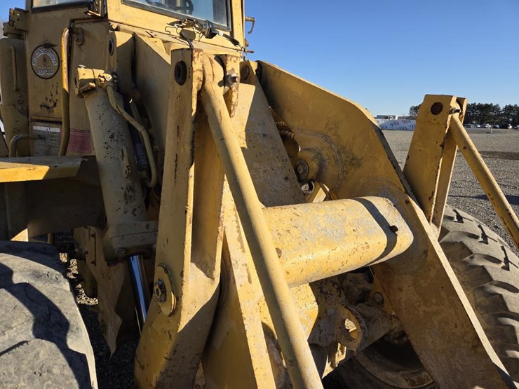 1980-caterpillar-930-image-16