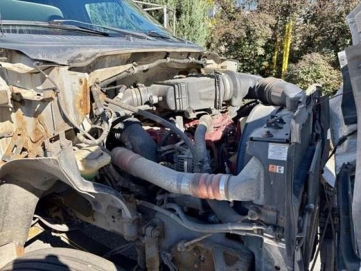 2013-ford-f750-xl-image-53