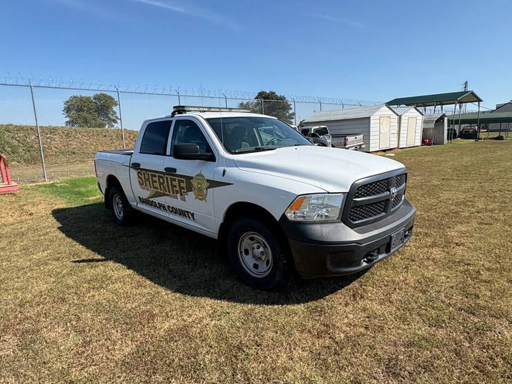 2017-dodge-1500-image-2