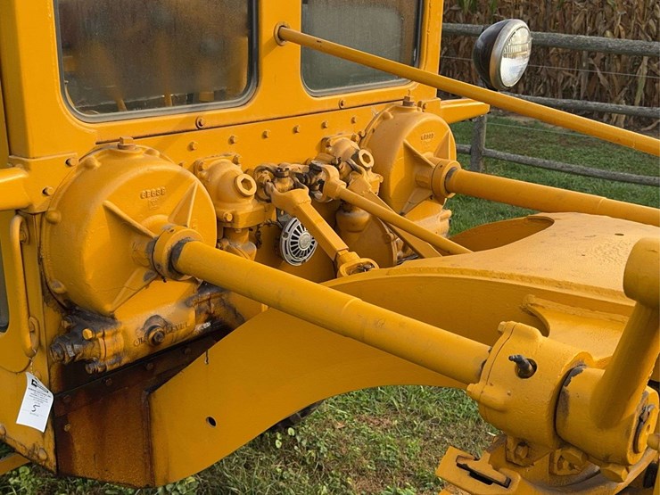 1937-caterpillar-no.-212-motor-grader-image-25