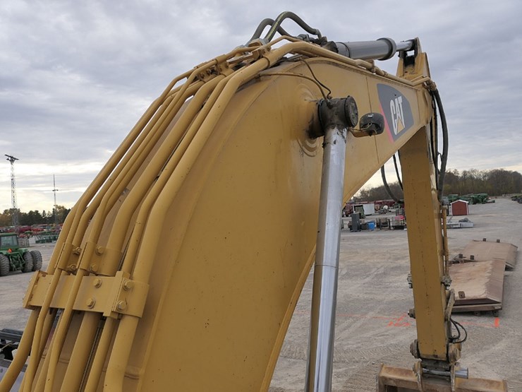 2015-caterpillar-329fl-image-36