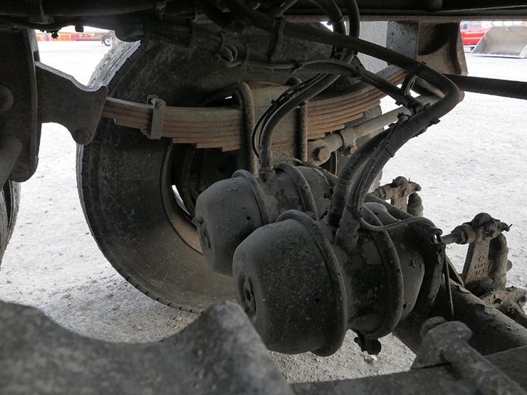 2000-summit-26'-tandem-demo-trailer,-sn:1s8sd2628y0010266,-barn-door-swing-image-17