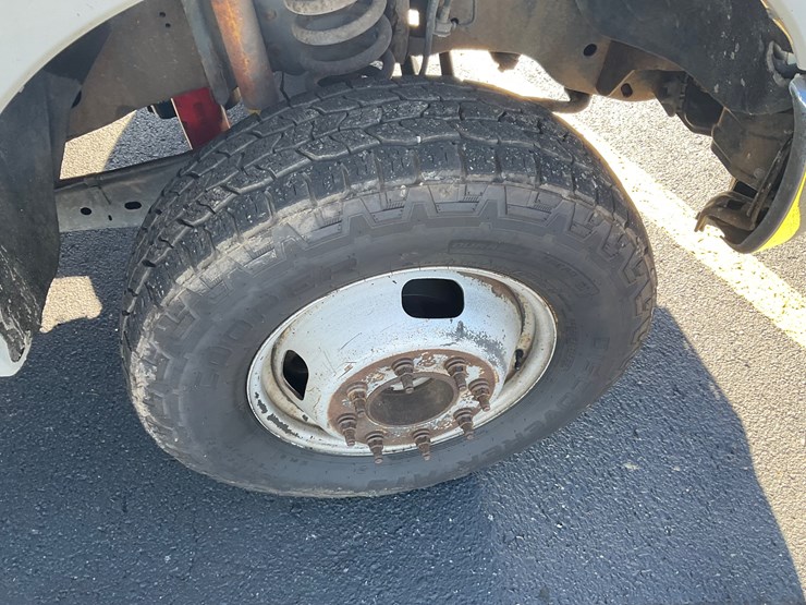 2013-ford-f350-image-14