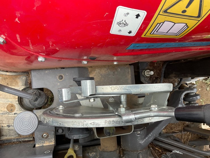 massey-ferguson-2607h-image-18