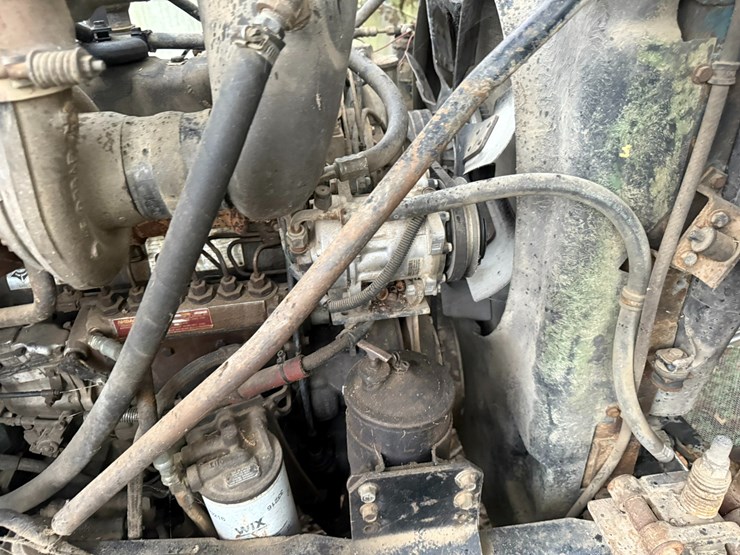 #22576-•-inop-1987-mack-r600k-t/a-single-cab-truck-tractor-vin:-1m3n231k8ht004087-image-39