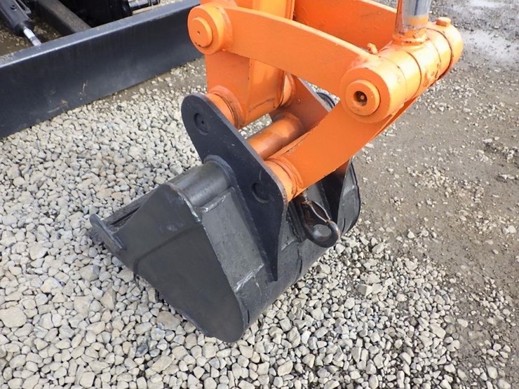 kubota-kh30sr-image-8