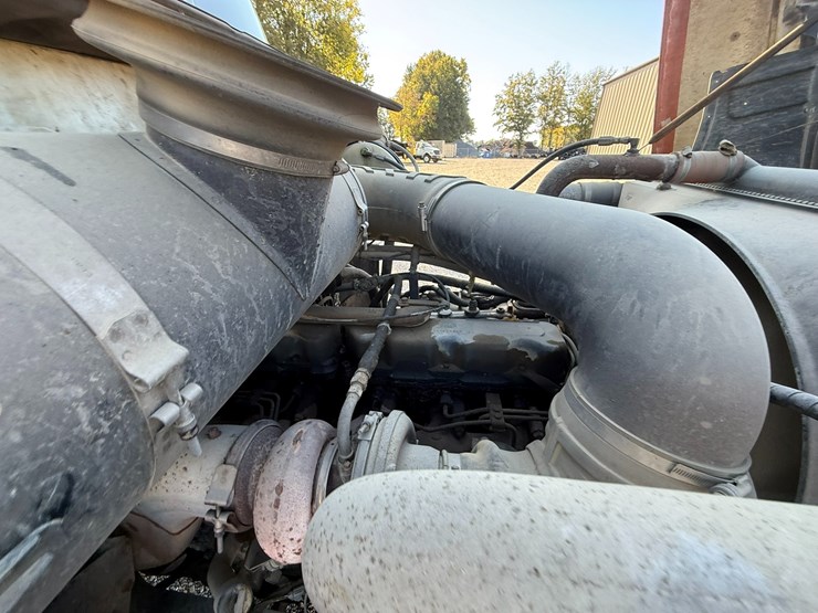 1995-mack-ch613-image-45