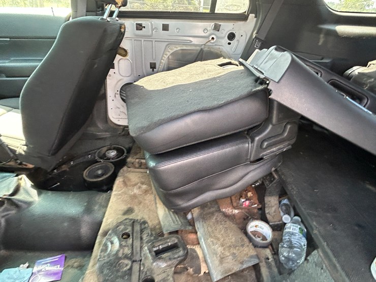 2013-ford-explorer-image-18