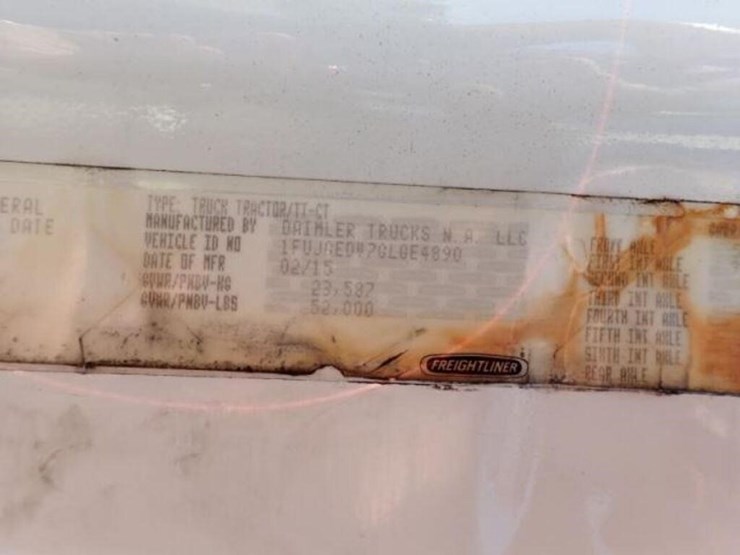 2016-freightliner-cascadia-t/a-hiway-tractor---day-image-9