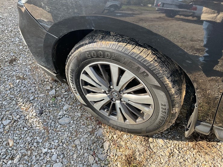 2017-nissan-pathfinder-image-11