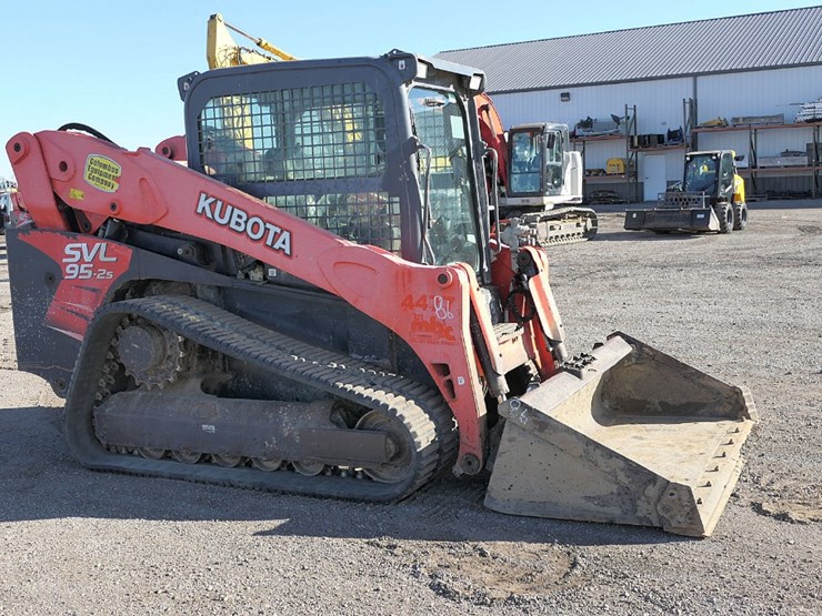 2016-kubota-svl95-2-track-loader,-sn:30102,-erops-w/-air,-hyd.-qt-bucket,-a-image-5