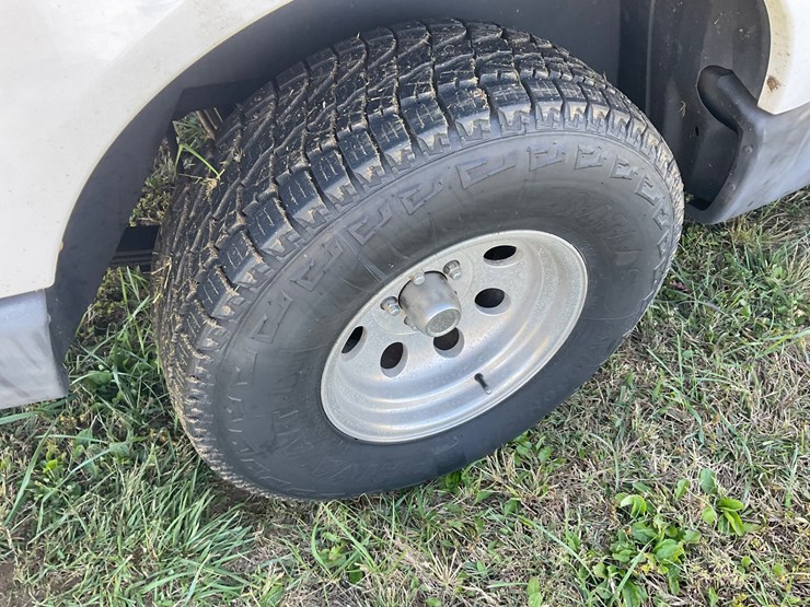 2001-ford-explorer-sport-trac-image-12