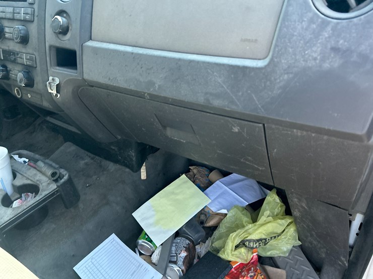 2010-ford-f150-image-19