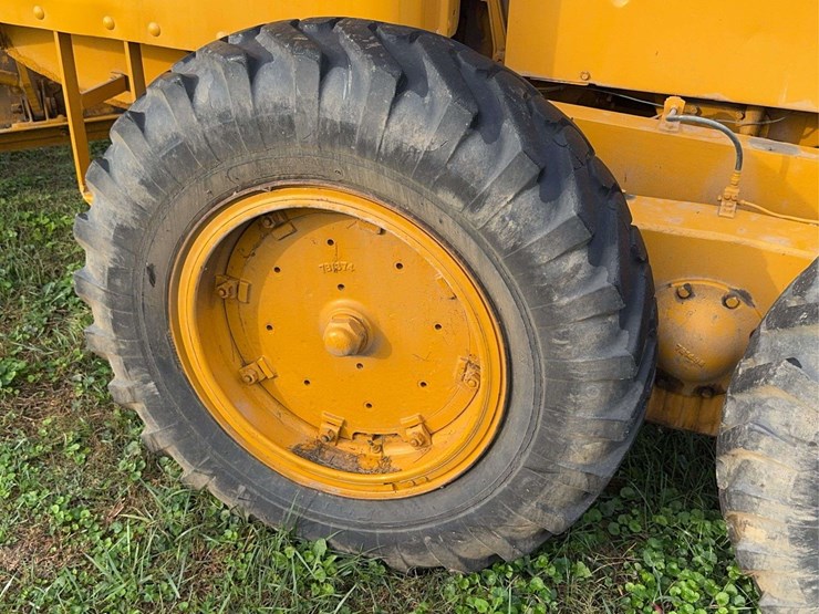 1937-caterpillar-no.-212-motor-grader-image-28