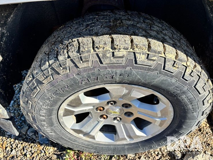 2015-chevrolet-silverado-image-20