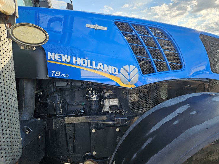 2015-new-holland-t8.410-image-19