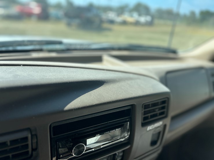 2000-ford-excursion-image-37