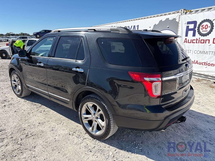 2014-ford-explorer-limited-image-4