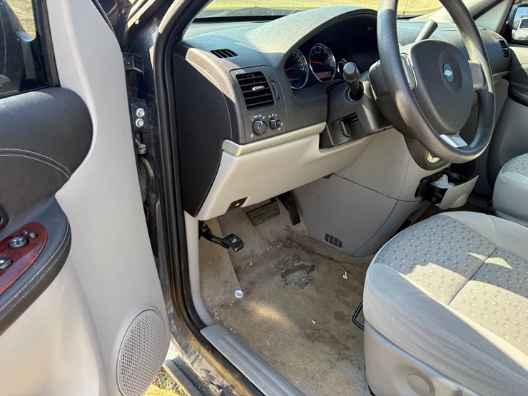 2008-chevrolet-uplander-image-38