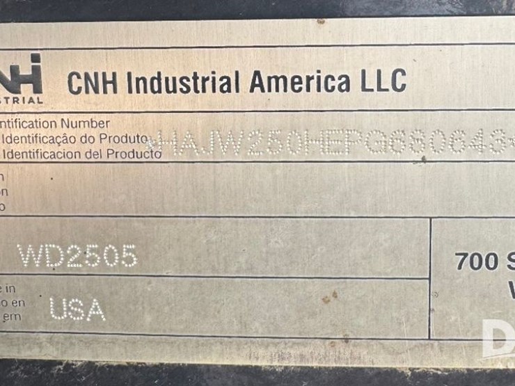 2023-case-ih-wd2505-swather-(mn1137)-image-11