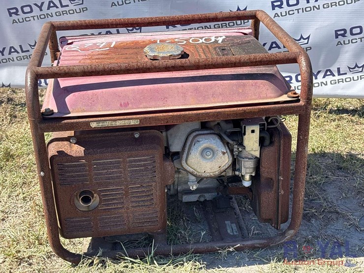 honda-em3500s-portable-gasoline-generator-image-4