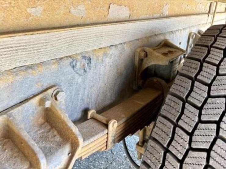 2013-ford-f750-xl-image-27