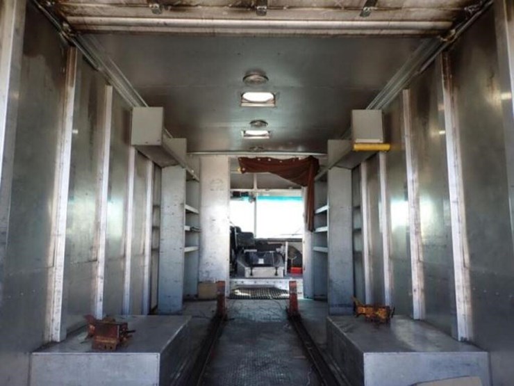 2013-freightliner-mt55-image-45