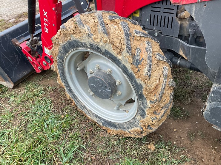 massey-ferguson-2607h-image-3