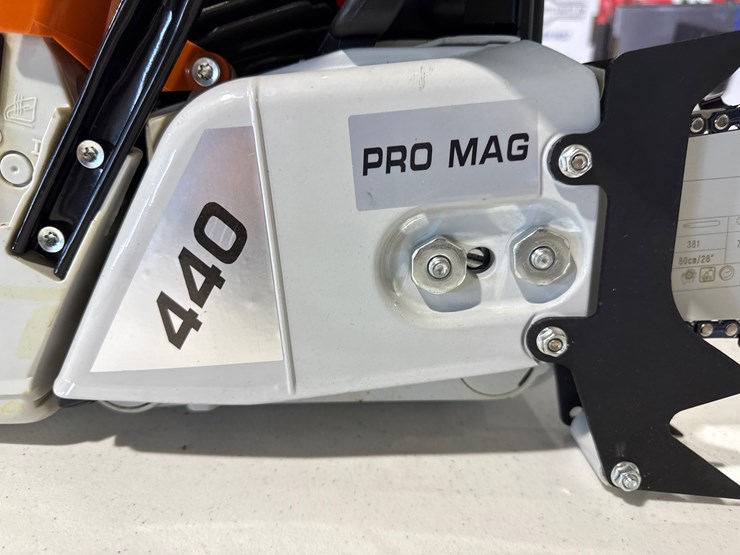 #28378-•-unused-pro-mag-440-28"-commercial-chainsaw-image-6