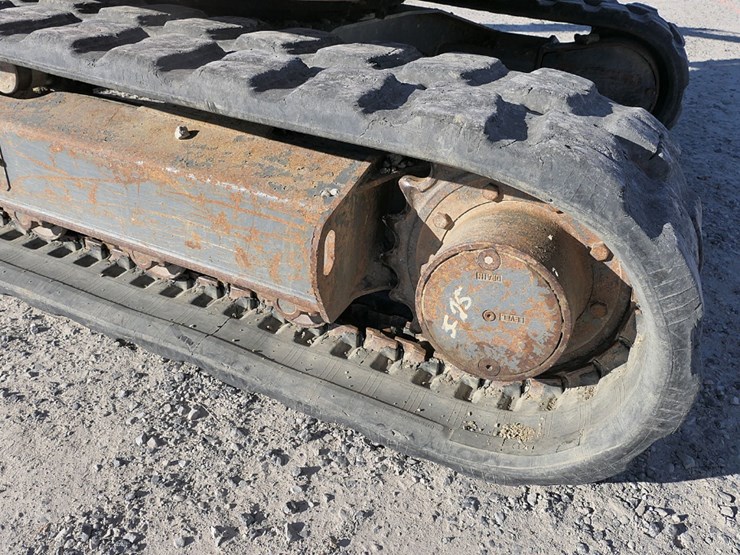 takeuchi-tb153-image-14