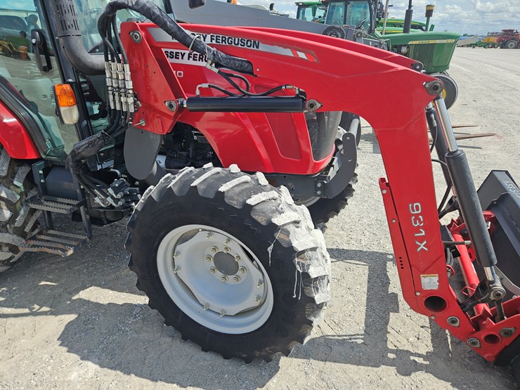 2014-massey-ferguson-4610-image-21