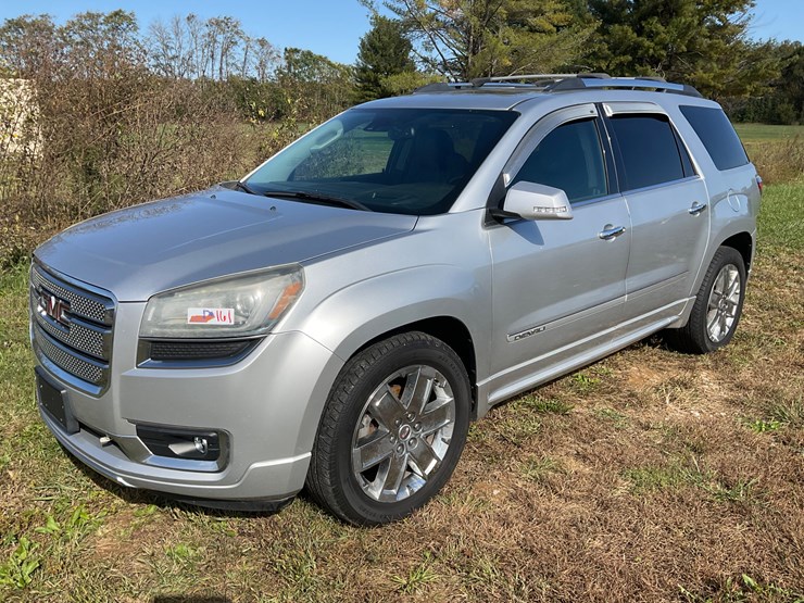2015-gmc-acadia-image-1