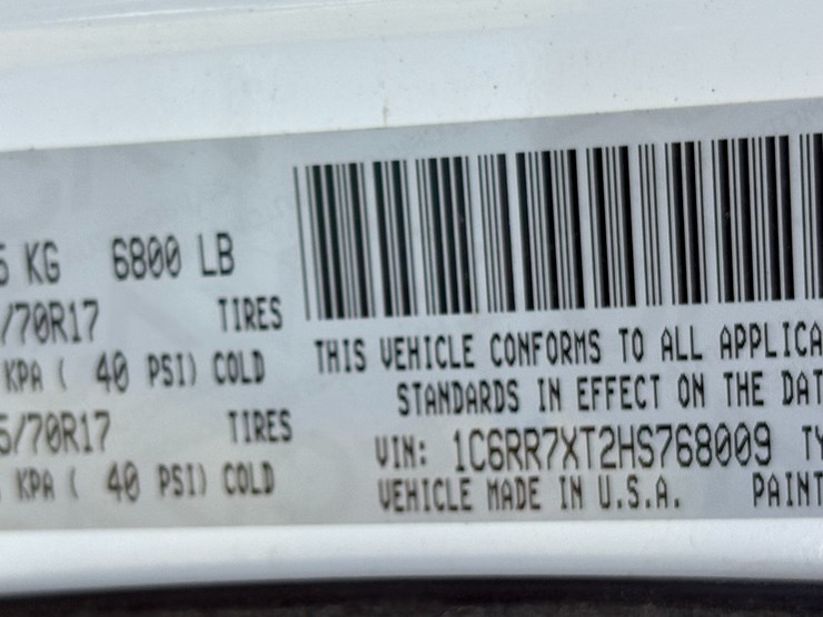 2017-dodge-1500-image-48