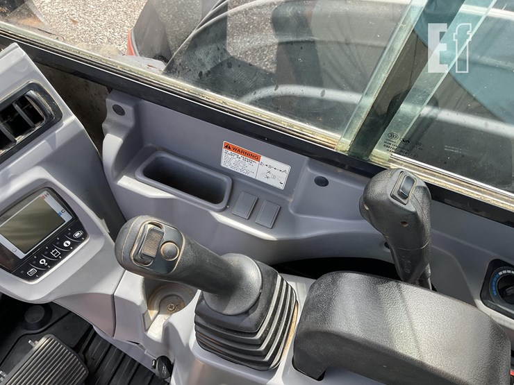 2019-kubota-kx080-4-image-21