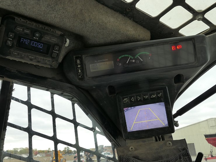 2018-deere-331g-image-30