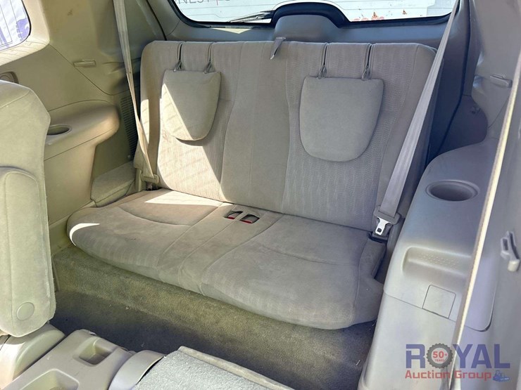 2009-toyota-highlander-image-17