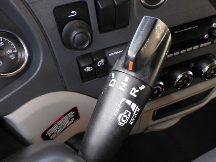 2022-peterbilt-579-image-20