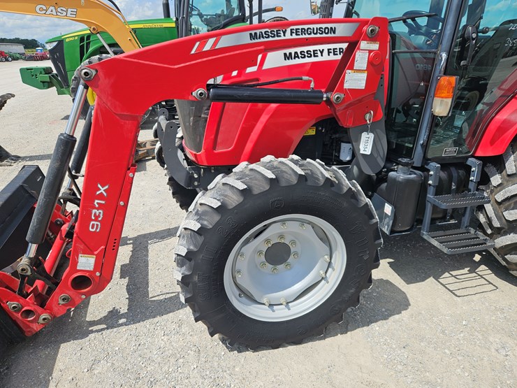 2014-massey-ferguson-4610-image-6