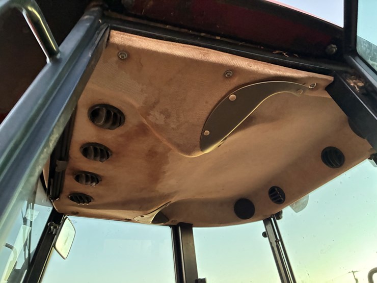 2006-case-ih-jx95-image-12