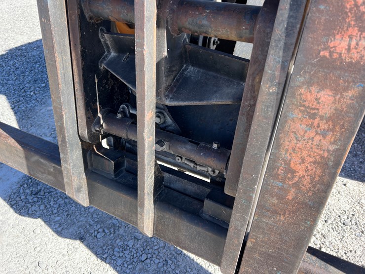 1999-case-686g-xr-image-3