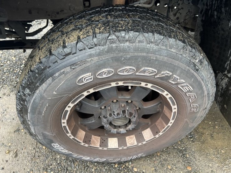 2004-ford-f350-image-15