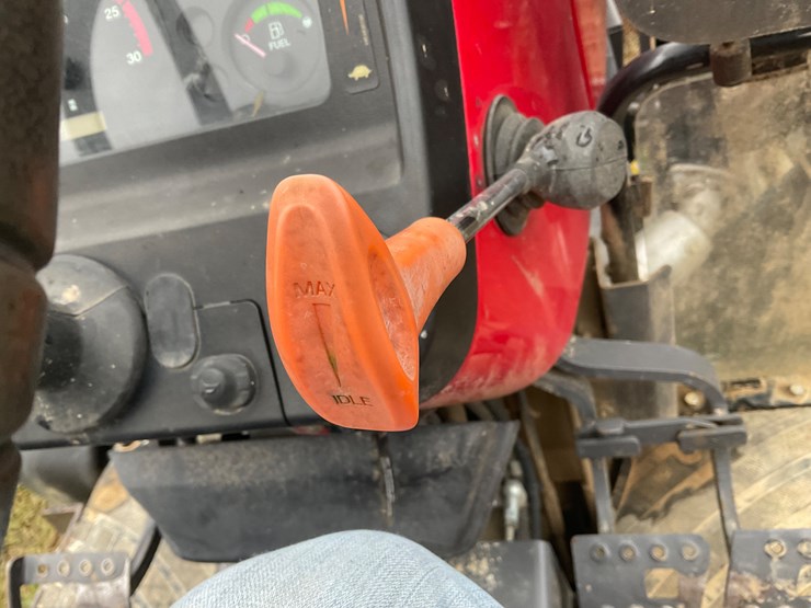 massey-ferguson-2607h-image-16