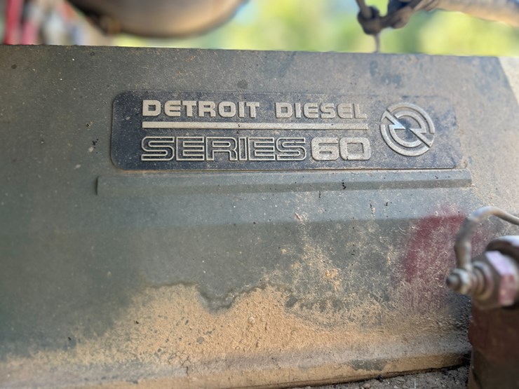 #22529-•-inop-1992-freightliner-t/a-daycab-truck-tractor-vin:-1fuymzyb1np357132-image-36