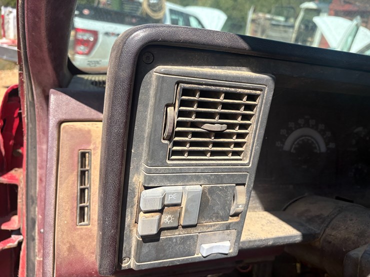 1991-chevrolet-gmt400-image-49