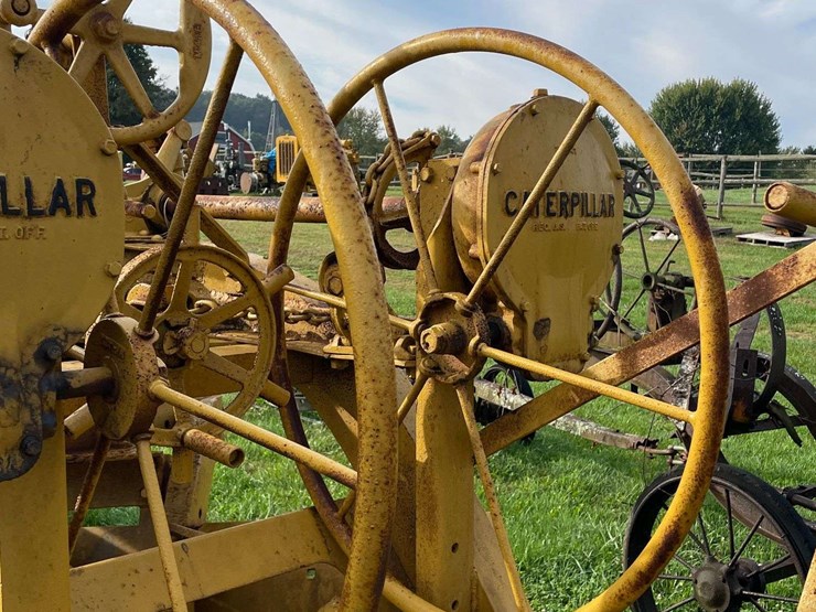 caterpillar-44-tow-grader-image-34