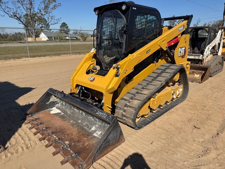 2023-caterpillar-299d3-image-8