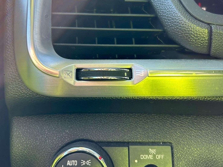 2014-gmc-acadia-image-16