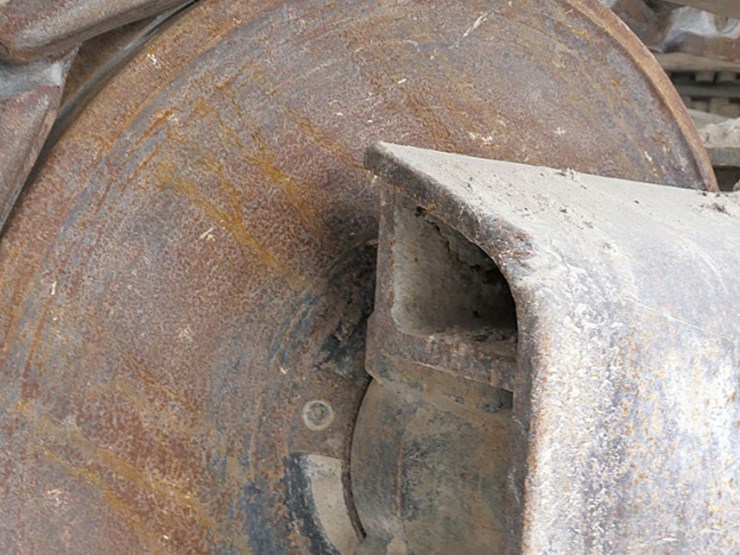 2015-caterpillar-329fl-image-19