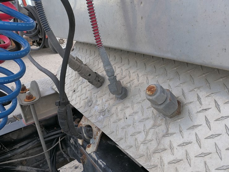 2006-kenworth-t800b-image-24