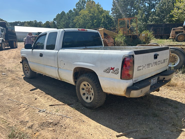 2007-chevrolet-silverado-image-4